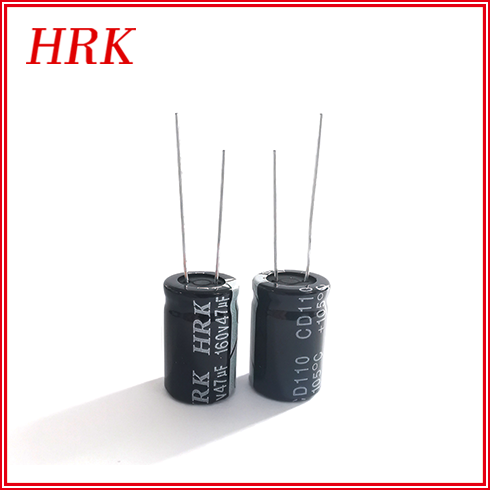 CD110系列 160v47uF 寿命：105℃ 2000小时